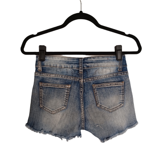 LING COLLECTION Distressed Raw Hem Denim Jean Shorts Small - Picture 2 of 7